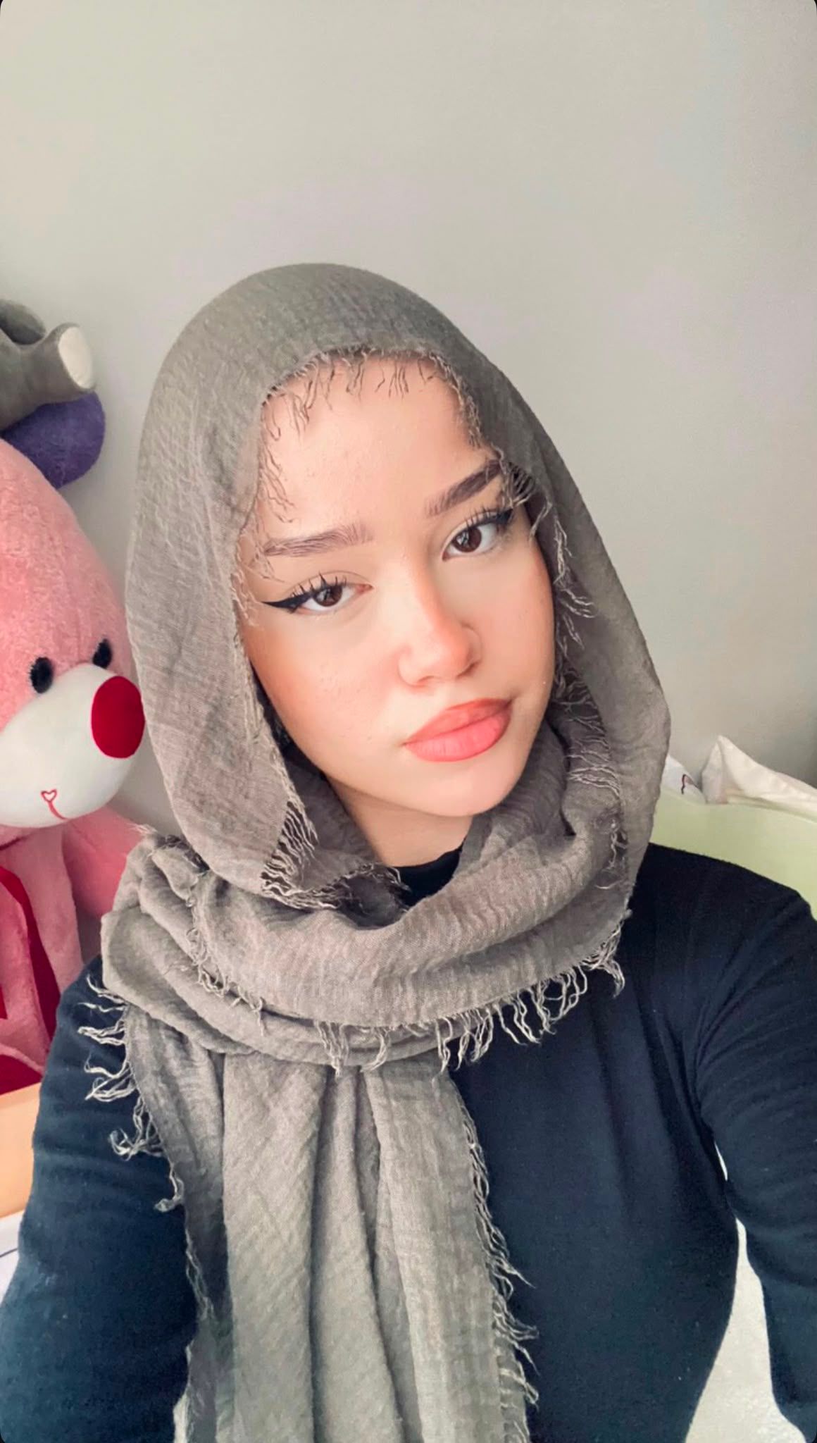 Yenibağarası Arabada Görüşen Bayan Escort Zehra