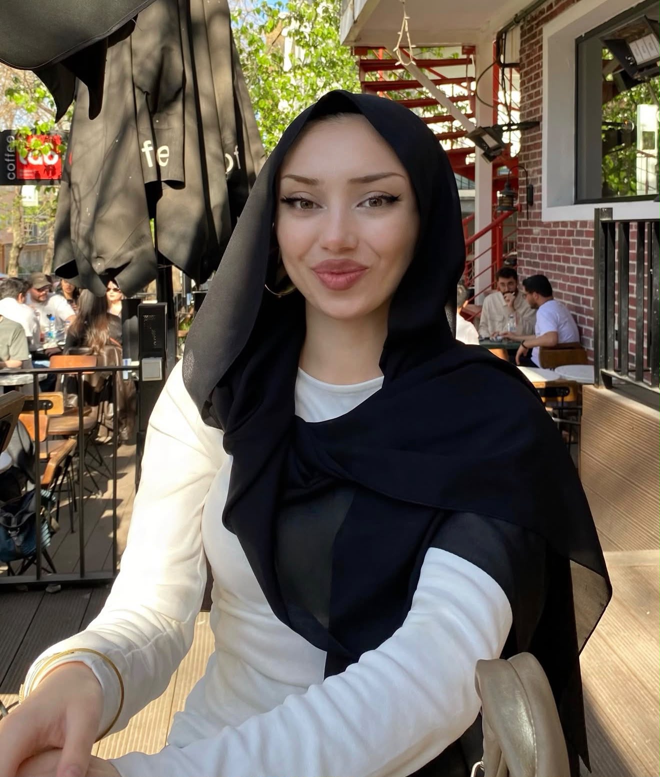 Örnekköy Erişilebilir Kadın Escort Aline